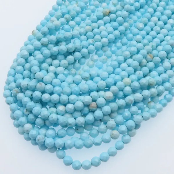 Turkus (howlit) kula fasetowana 4 mm – sznur ok. 38 cm