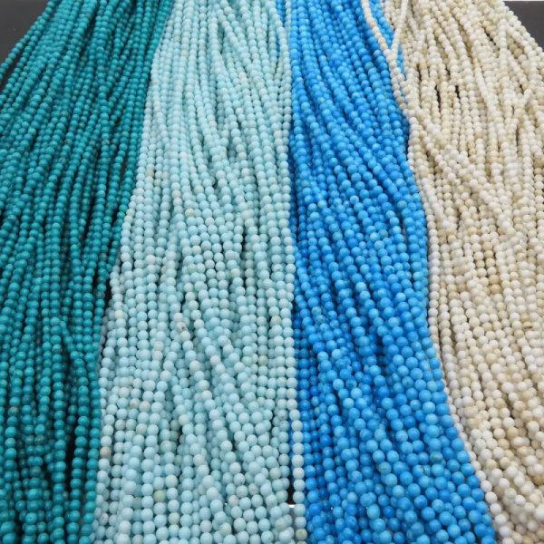 Turkus (howlit) kulka polerowana 3 mm – sznur ok. 39,5 cm