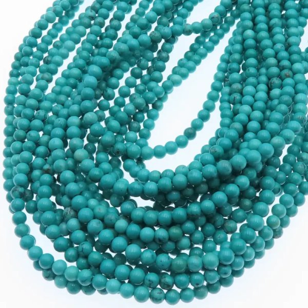 Turkus (howlit) kulka polerowana 4 mm – sznur ok. 39,5 cm