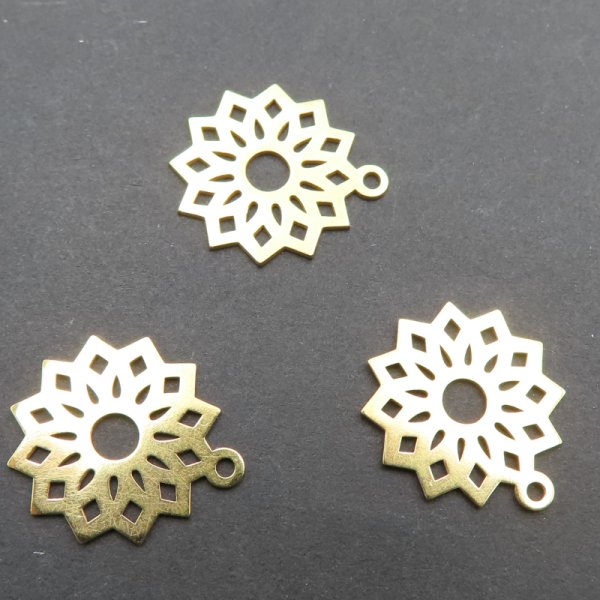 Srebro Ag Złocone - zawieszka rozetka ażurowa 14 mm