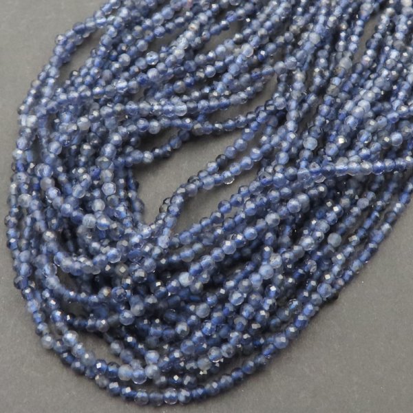 Iolit fasetowane kulki 2,5 mm – sznur ok. 38 cm