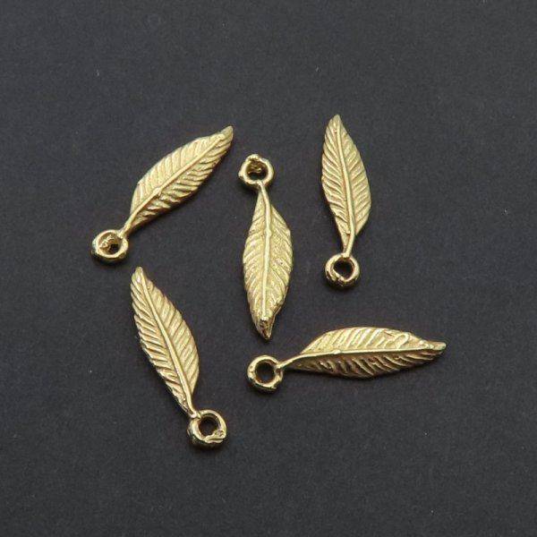 Srebro złocone  Ag - zawieszka piórko 13,5x3,5 mm