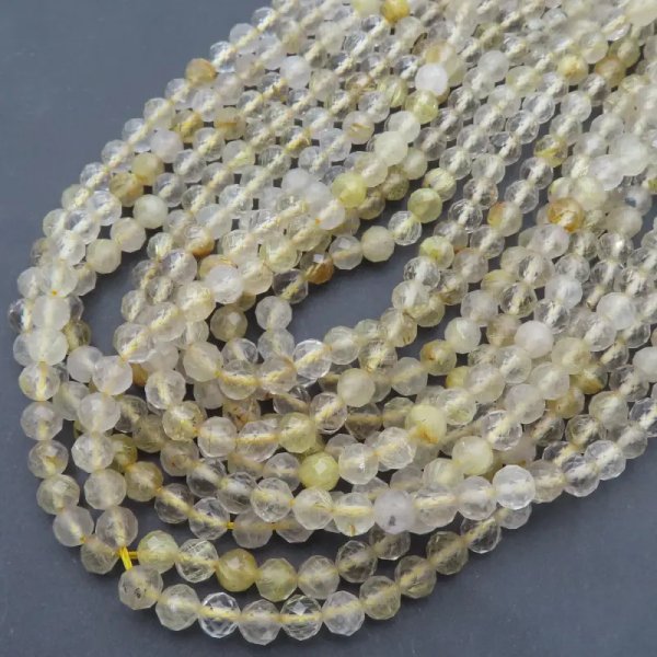 Kwarc rutylowy ze złotą nitką kula fasetowana 6 mm – sznur ok. 38 cm