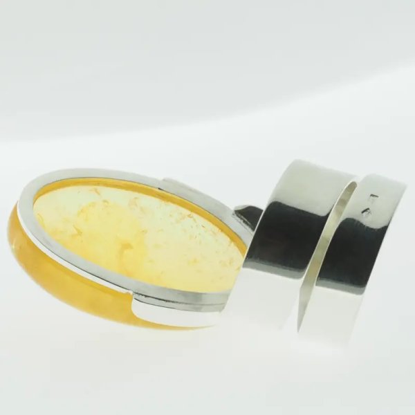 Przezroczysty Bursztyn owalny i srebro - pierścionek regulowany (Rozmiar Jubilerski 17)