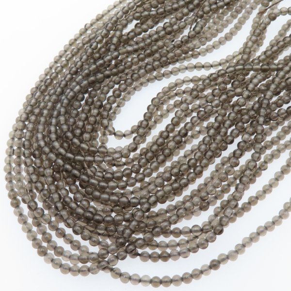 Kwarc dymny kulka 2 mm – sznur ok. 39,5 cm