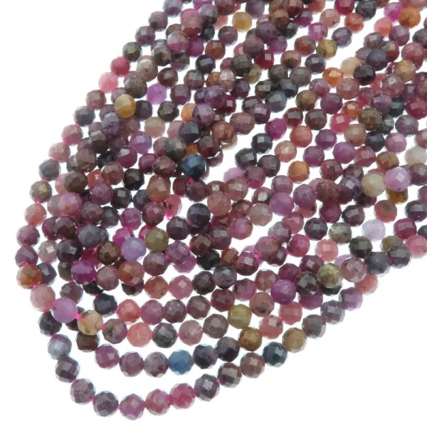 Mix kamieni Szafir, Szmaragd i Rubin - fasetowane kulki 5,6 mm (sznur)