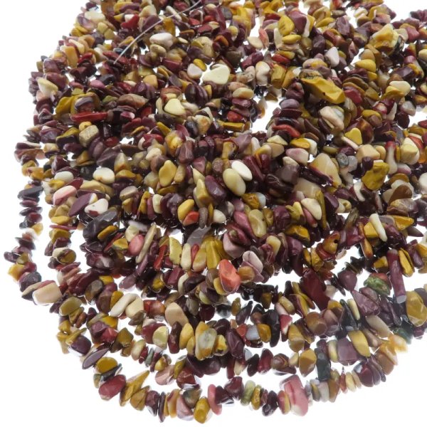 Mokait polerowana sieczka 8-10 mm – sznur ok. 80 cm