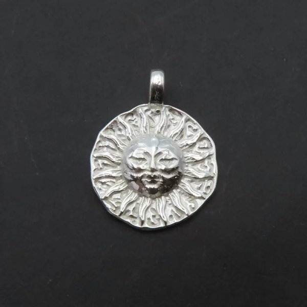Srebro Ag - zawieszka słońce 14,5 mm