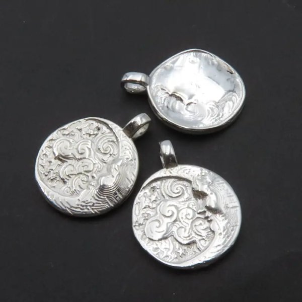 Srebro Ag - zawieszka księżyc 14,5 mm