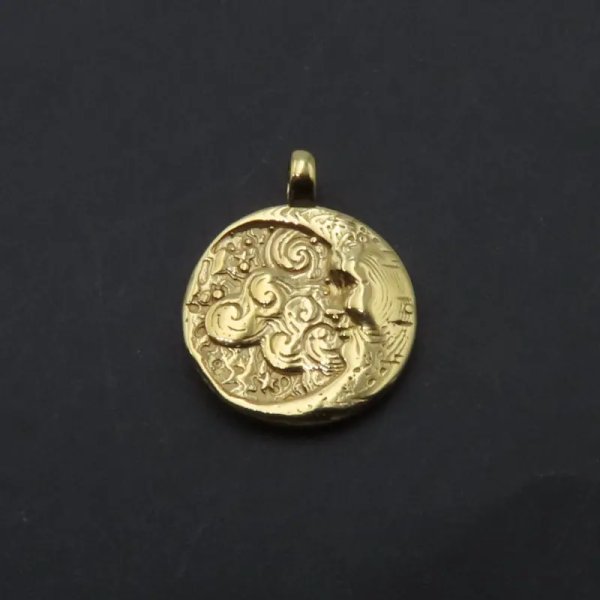 Srebro złocone Ag - zawieszka księżyc 13 mm