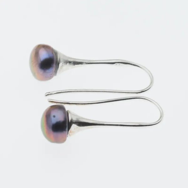 Perła granatowa i srebro - kolczyki otwarte - okrągłe (para)