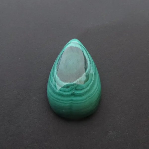 Malachit 24-25x16-18 mm łza (różne kamienie do wyboru)