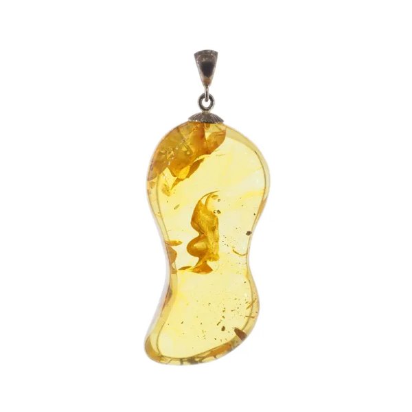Bursztyn przezroczysty, szczątki roślinne i srebro oksydowane - zawieszka