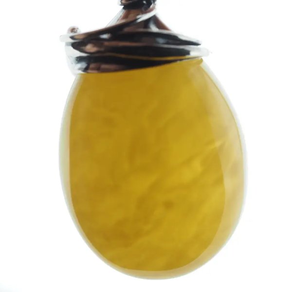 Żółty bursztyn i srebro oksydowane - zawieszka