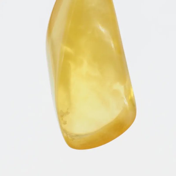 Bursztyn przezroczysty z chmurami i srebro oksydowane - zawieszka