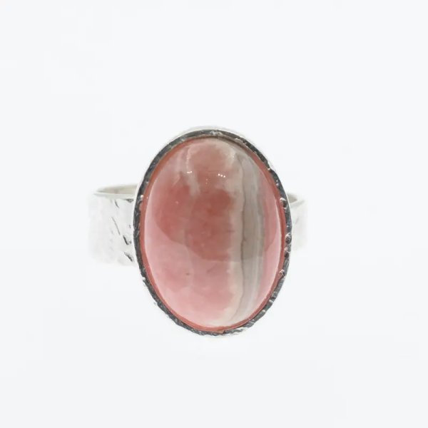 Rodochrozyt i srebro młotkowane - pierścionek owal z regulacją (Rozmiar Jubilerski 19)