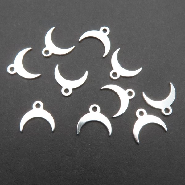 Srebro Ag  -  zawieszka księżyc 8x7 mm