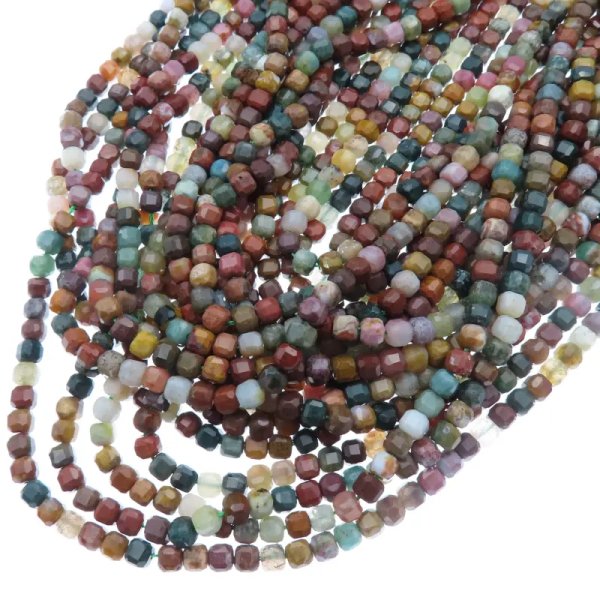 Jaspis ocean fasetowana kostka 4 mm (sznur)