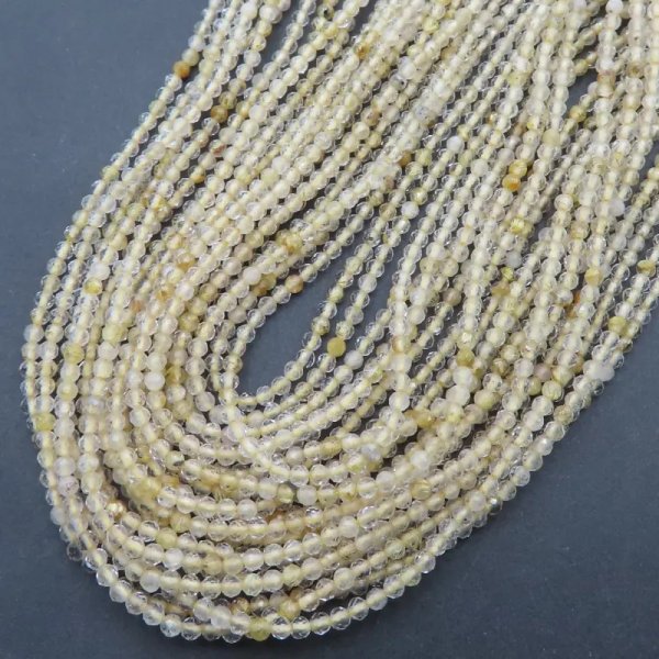 Kwarc rutylowy ze złotą nitką kula fasetowana 2 mm (sznur)