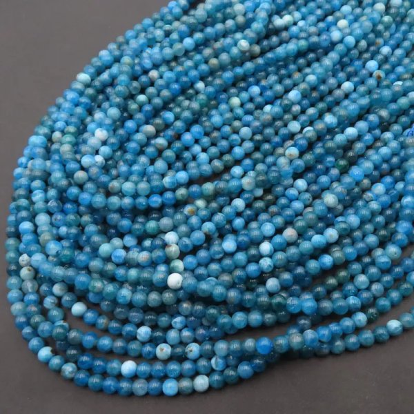 Apatyt kulka polerowana 4,4 mm (sznur 38 cm)