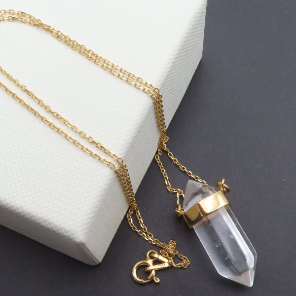 Naszyjnik -  sopel Kryształ Górski w okuciu na łańcuszku - srebro złocone