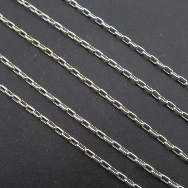 Srebro Ag  - Łańcuch oczka 2,5x1,5mm (20cm)