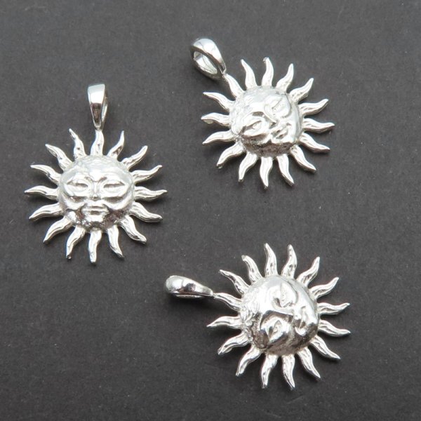 Srebro Ag - zawieszka słońce 12 mm