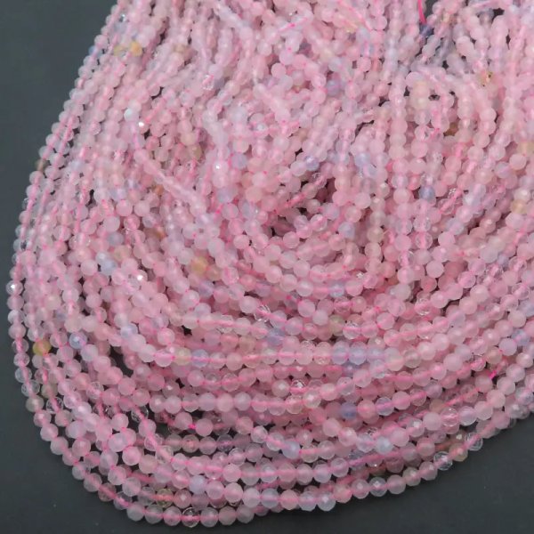 Morganit fasetowany - kulki 3-3,5 mm (sznur)