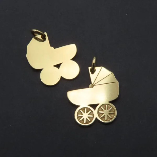 Srebro Ag złocone - zawieszka wózek 14,5x12,5 mm