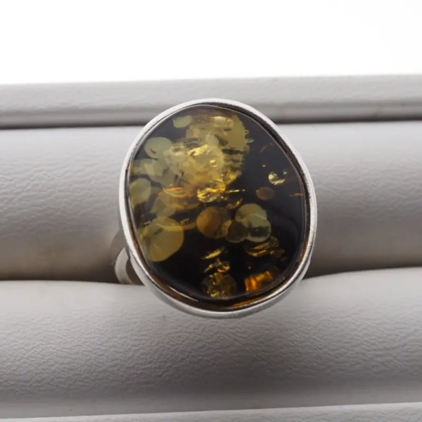 Zielony Bursztyn i srebro - pierścionek z regulacją