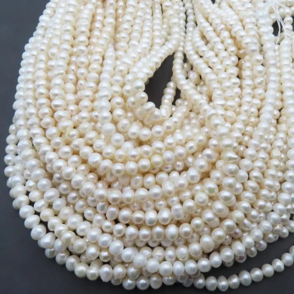 Perły Naturalne Hodowane białe 5-6 mm (sznur) nr 317