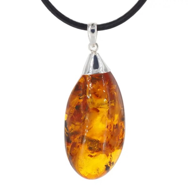Koniakowy bursztyn z łuskami i srebro - naszyjnik na rzemieniu