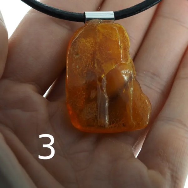 Surowy Naturalny Bursztyn i srebro - naszyjnik na rzemieniu (różne kamienie do wyboru)