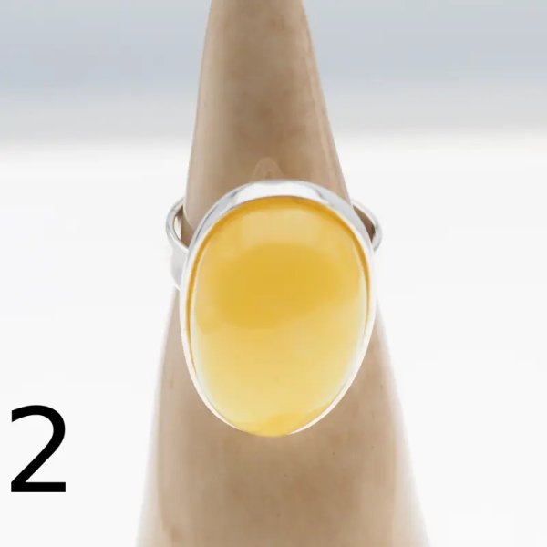 Mleczny Bursztyn i srebro - pierścionek owal z regulacją (różne kamienie)