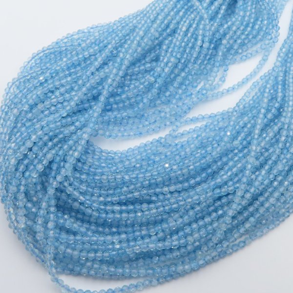 Topaz fasetowany - kulki 2,7 mm (sznur) 