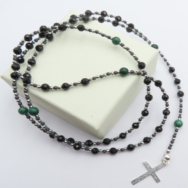 Turmalin, Malachit, Hematyt i srebro - naszyjnik różaniec