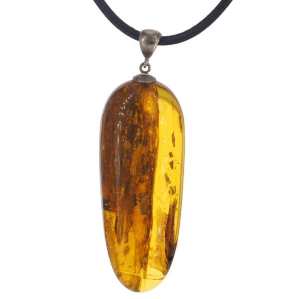 Bursztyn przezroczysty, szczątki roślinne i srebro oksydowane - zawieszka