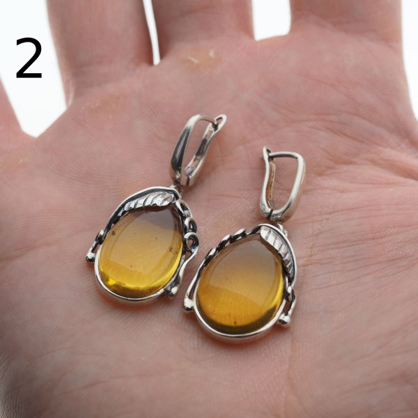 Bursztyn przezroczysty w srebrze oksydowanym - kolczyki łzy