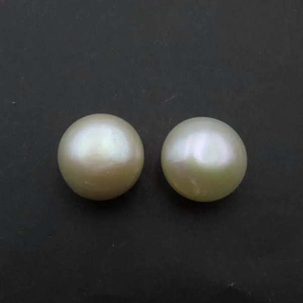 Perła hodowana (nawiercona) biała 12-12,5 mm (para lub 10 par) okrągła - wysoka jakość (3A)