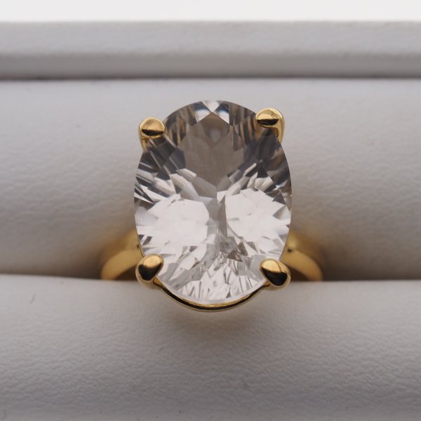 Kryształ Górski i srebro złocone - pierścionek owal (rozmiar jubilerski 19)