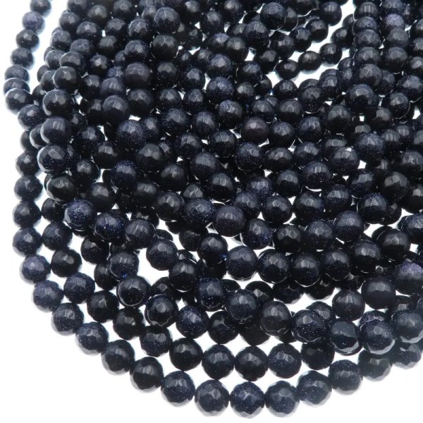 Noc Kairu- fasetowana kula 8mm (sznurek) 