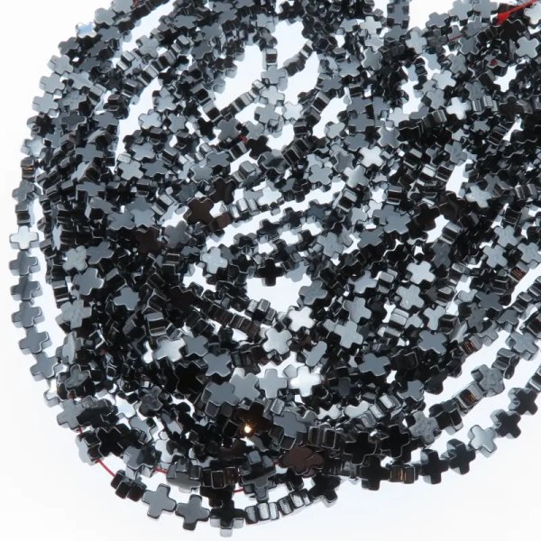 Hematyt grafitowy krzyż 6 mm (sznur)