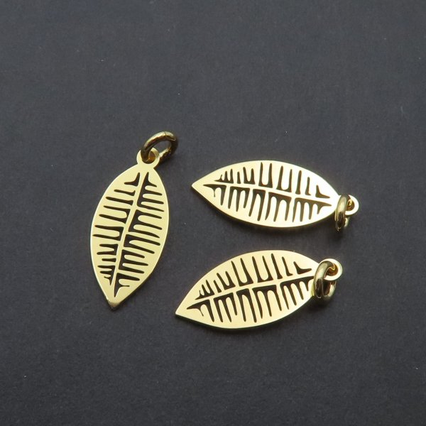 Srebro Ag złocone  - zawieszka liść 15x6,6mm