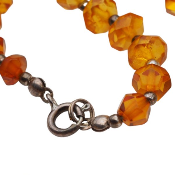 Bursztyn - walce fasetowane - korale i srebro 