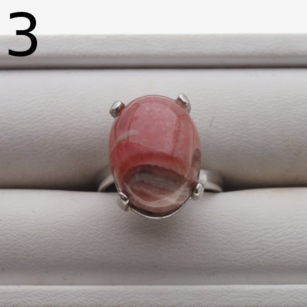 Rodochrozyt w srebrze rodowanym - pierścionek (Rozmiar Jubilerski 13)