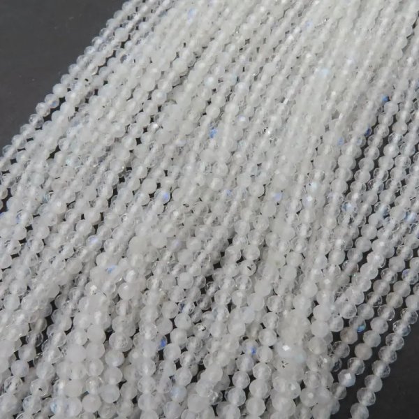 Kamień Księżycowy fasetowany kulka 2,5 mm (sznurek) wysoka jakość