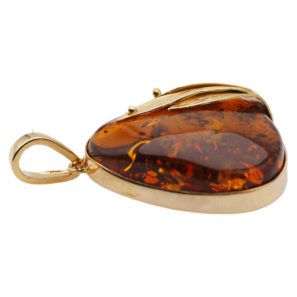 Koniakowy bursztyn z łuskami i srebro złocone - zawieszka z liśćmi