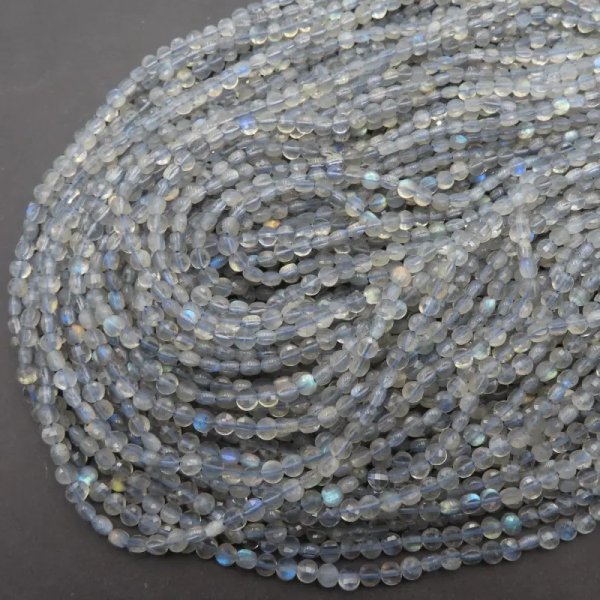 Labradoryt - okrągła pastylka fasetowana 4 mm (sznur)