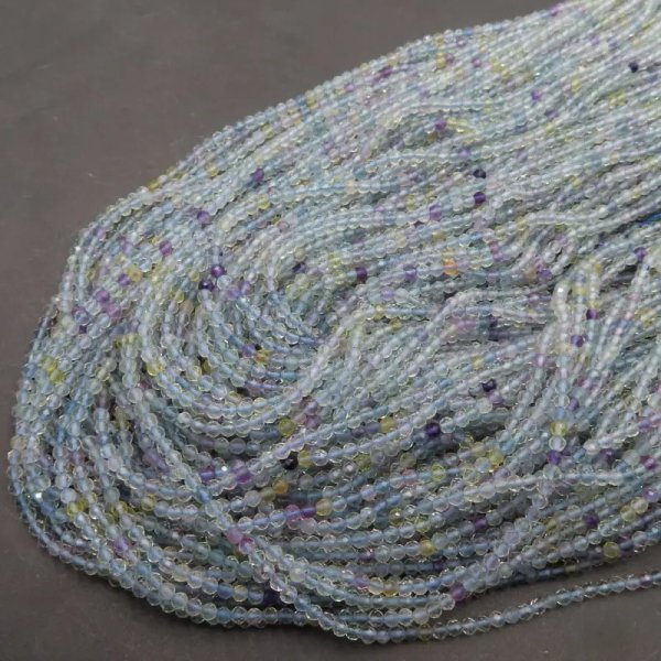 Fluoryt Fasetowany kulki 2,5mm (sznurek)