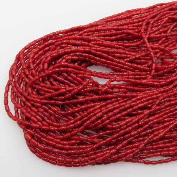 Koral czerwony beczki 4x2 mm (sznur)